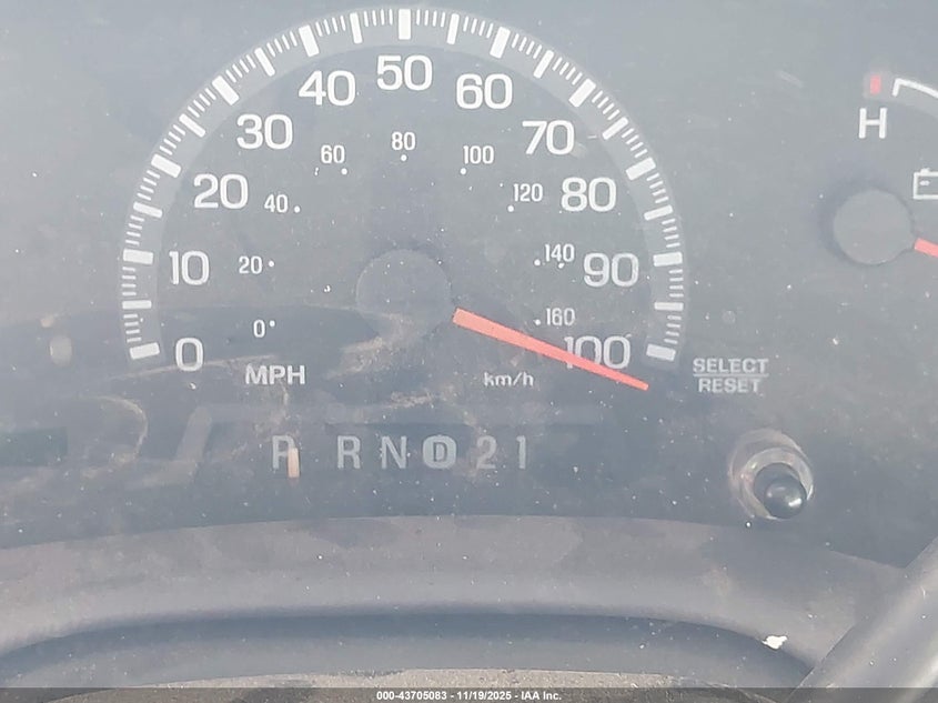 2000 Ford F-150 Lariat/Work Series/Xl/Xlt VIN: 1FTRX17W2YKB10745 Lot: 43705083