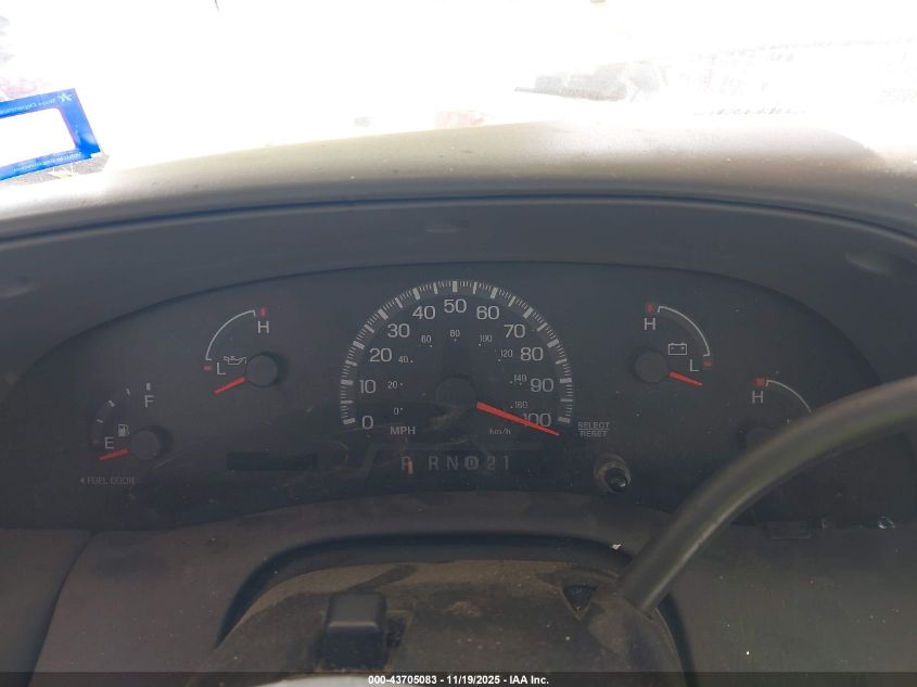 2000 Ford F-150 Lariat/Work Series/Xl/Xlt VIN: 1FTRX17W2YKB10745 Lot: 43705083