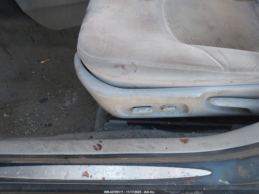 2008 Buick Lacrosse Cx VIN: 2G4WC582181173431 Lot: 43705111