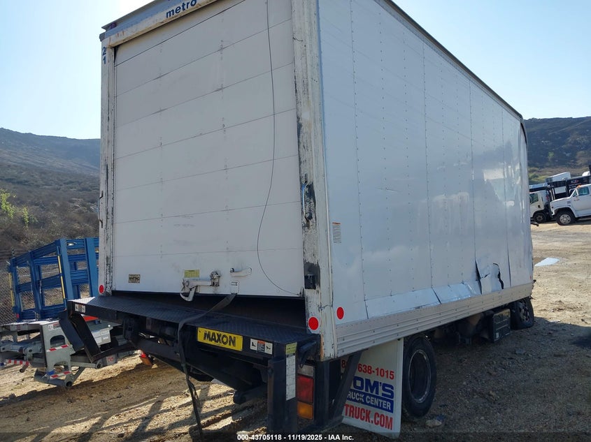JALC4W16XB7004251 2011 ISUZU  photo no. 4