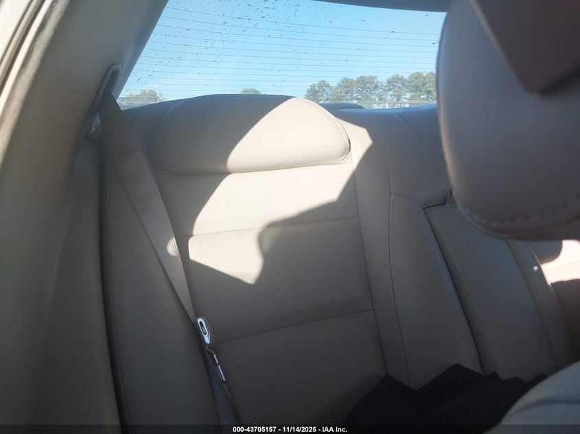 2001 Cadillac Eldorado Etc VIN: 1G6ET129X1B101912 Lot: 43705157