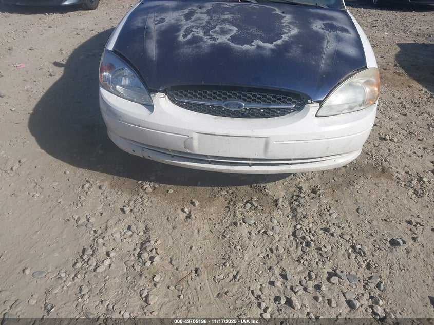 2000 Ford Taurus Lx VIN: 1FAFP52U1YA169555 Lot: 43705196