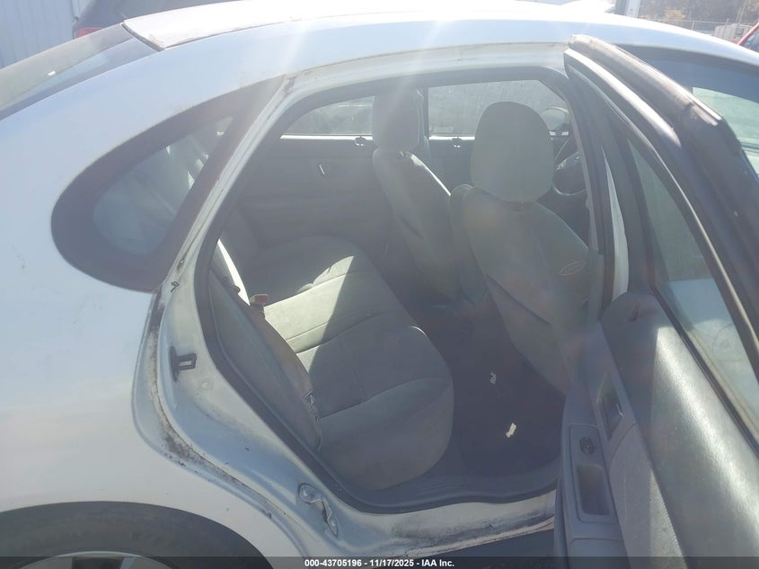 2000 Ford Taurus Lx VIN: 1FAFP52U1YA169555 Lot: 43705196