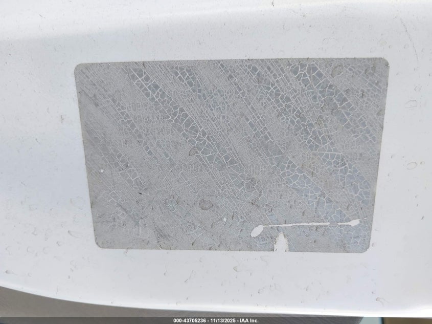 2017 GMC Savana 2500 Work Van VIN: 1GTW7AFFXH1910008 Lot: 43705236