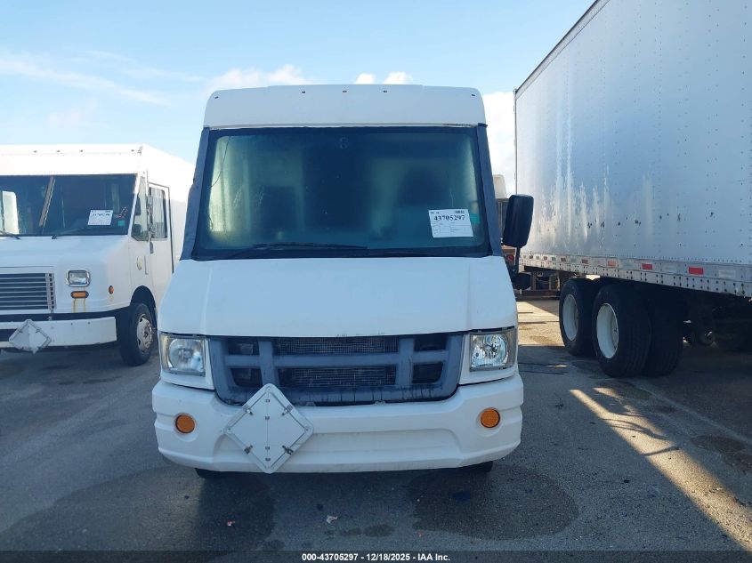 2018 Isuzu Reach VIN: JALB4T17XJ7W02339 Lot: 43705297