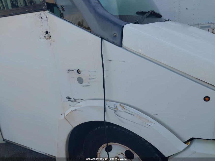 2018 Isuzu Reach VIN: JALB4T17XJ7W02339 Lot: 43705297