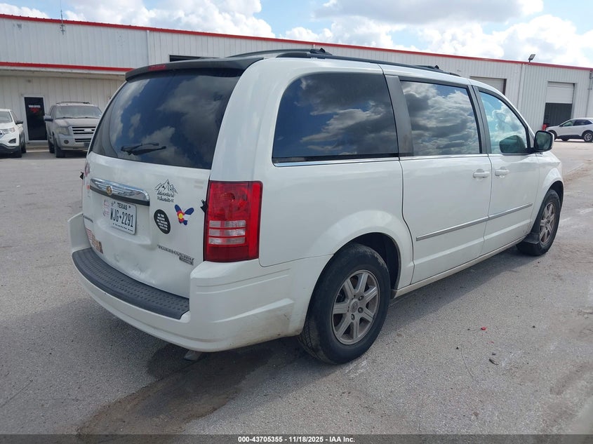 Vin: 2a4rr5d10ar414040, lot: 44200687, chrysler town & country touring 20104