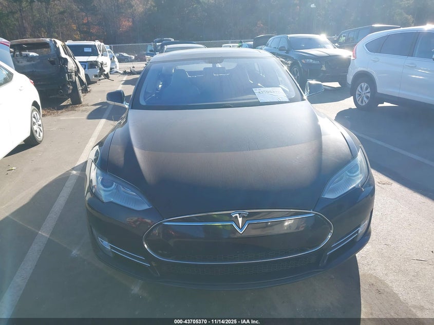 2012 Tesla Model S Performance/Signature Performance VIN: 5YJSA1DP9CFP01533 Lot: 43705370