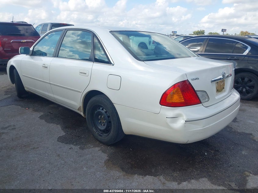 4T1BF28B5YU083983 2000 TOYOTA AVALON photo no. 3