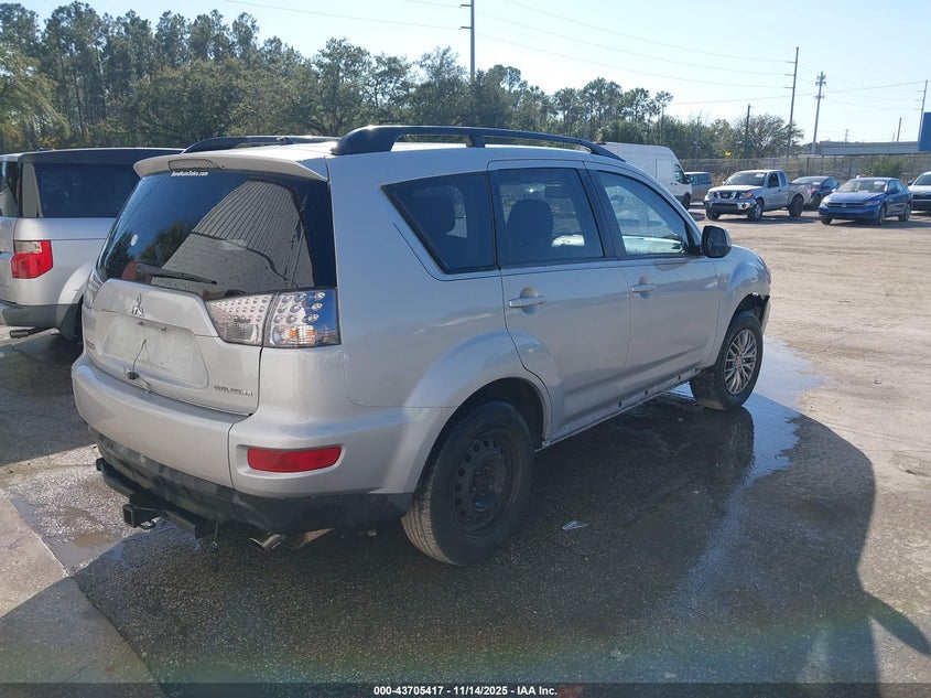 JA4AS2AWXDU001369 2013 MITSUBISHI OUTLANDER photo no. 4