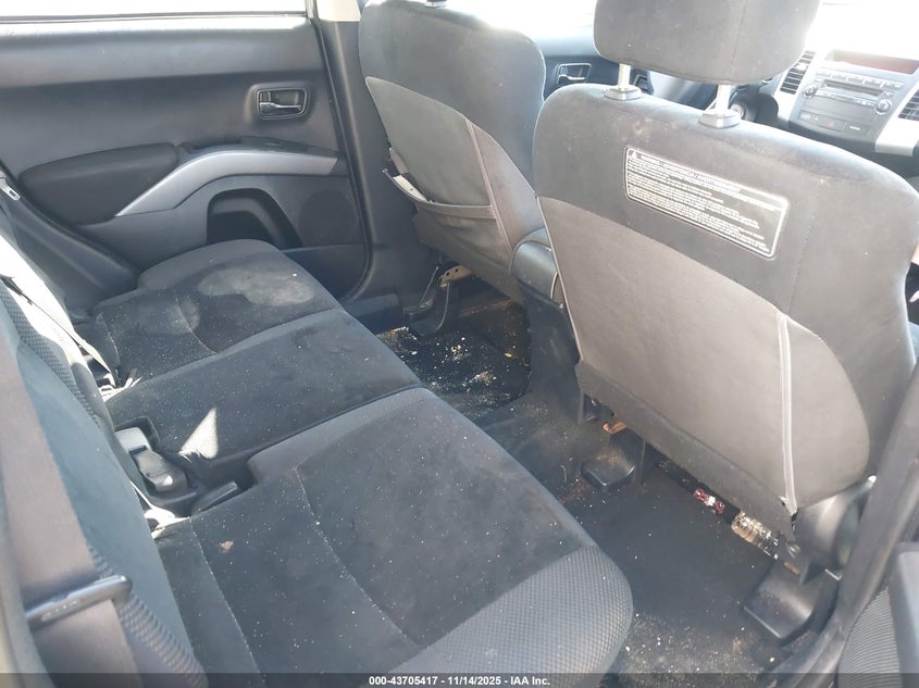 JA4AS2AWXDU001369 2013 MITSUBISHI OUTLANDER photo no. 8