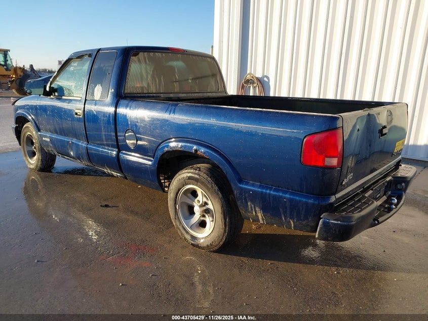 1GCCS1948Y8138191 2000 CHEVROLET S-10 PICKUP photo no. 3