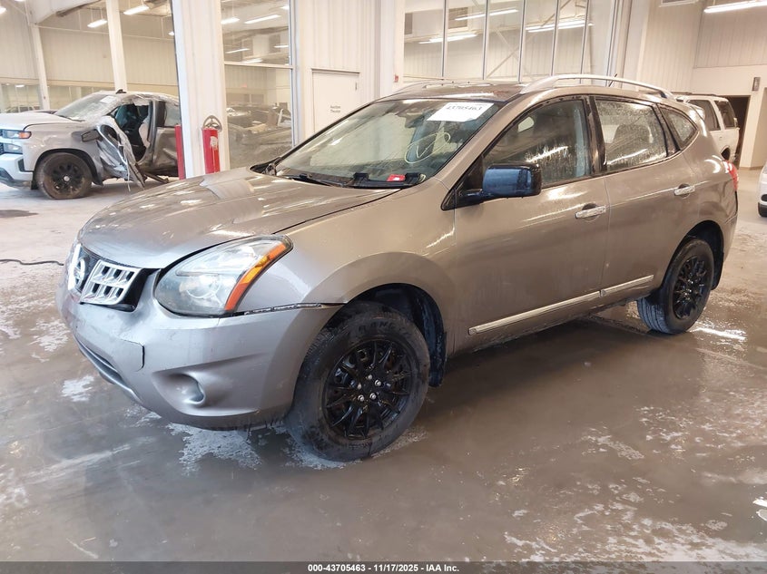 JN8AS5MVXFW758701 2015 NISSAN ROGUE photo no. 2