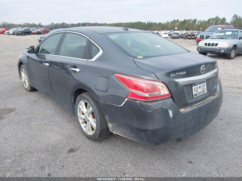 1N4AL3AP8DC102312 2013 NISSAN ALTIMA photo no. 3