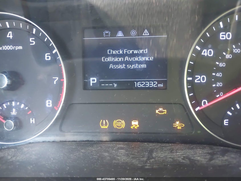 2019 Kia Forte Lxs VIN: 3KPF24AD4KE051752 Lot: 43705485