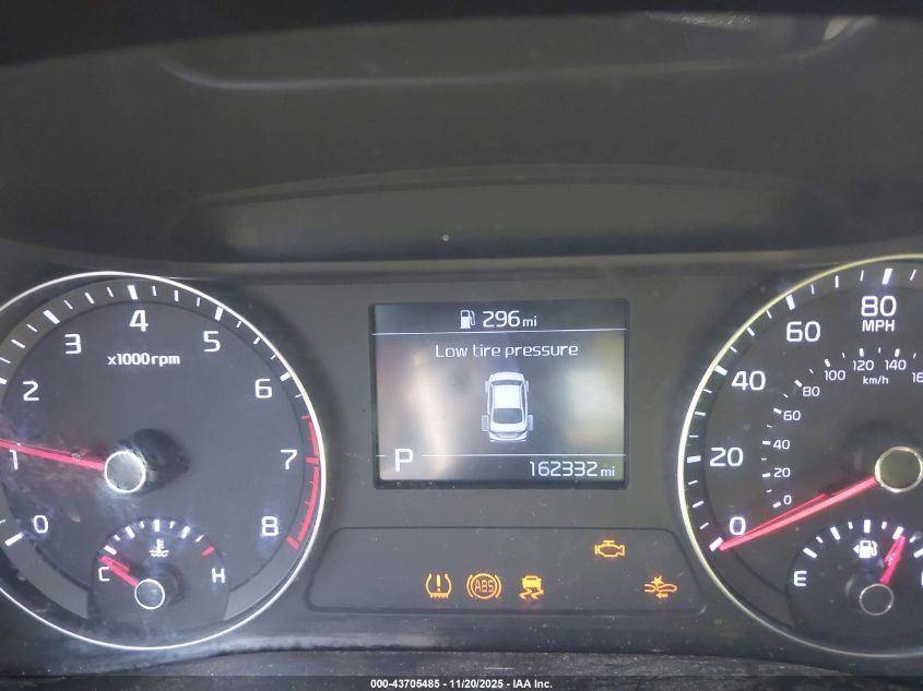 2019 Kia Forte Lxs VIN: 3KPF24AD4KE051752 Lot: 43705485