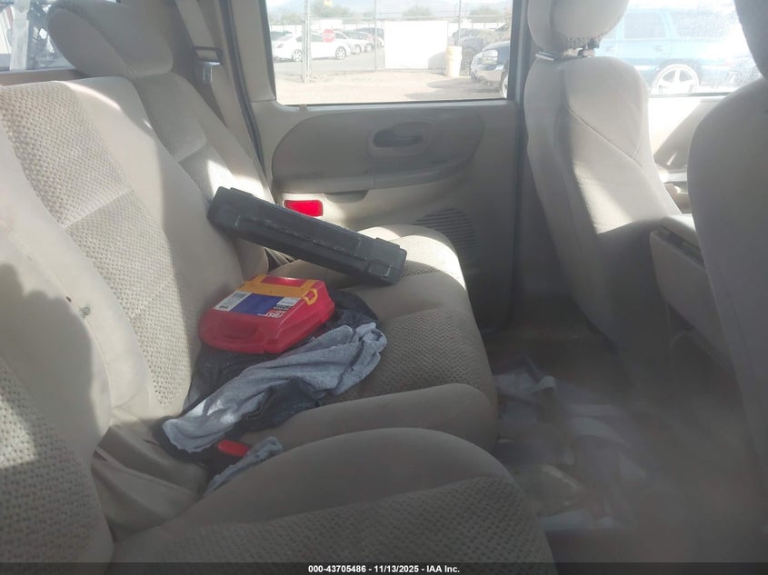 1FTRW08L92KB62821 2002 FORD F-150 photo no. 8