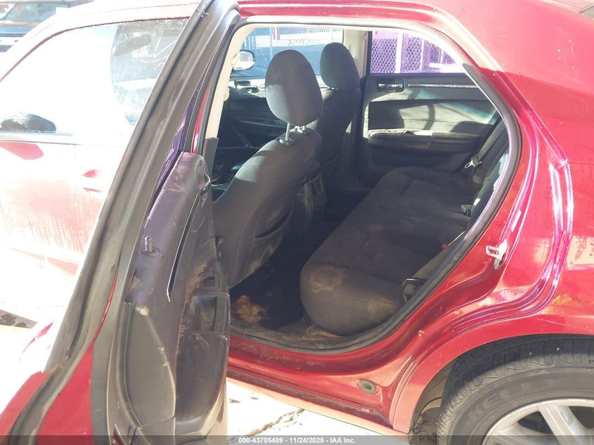 2010 Chrysler 300 Touring VIN: 2C3CA4CD9AH135494 Lot: 43705489