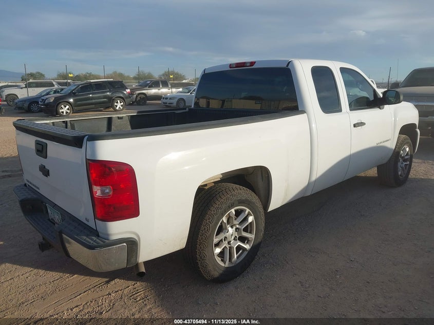 2GCEC19J371617440 2007 CHEVROLET SILVERADO photo no. 4