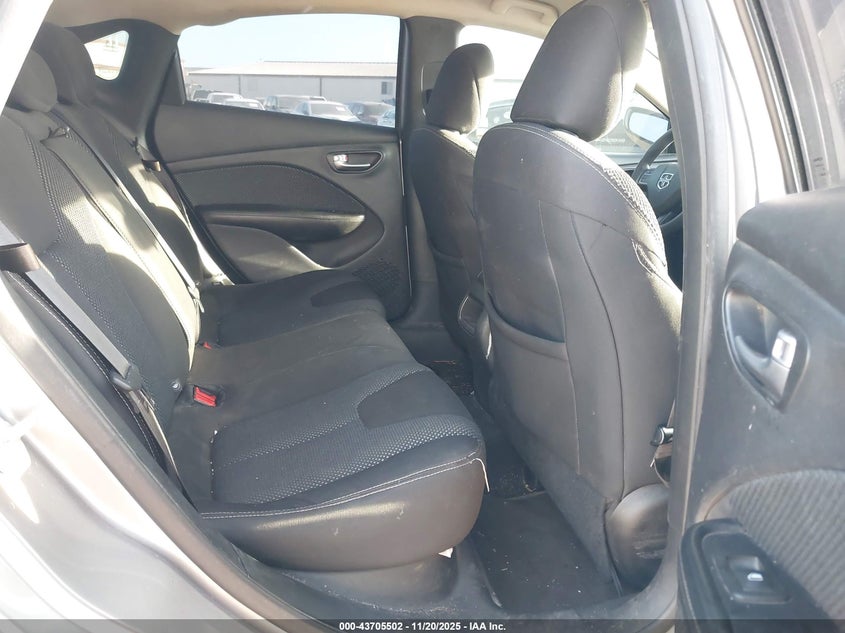 2016 Dodge Dart Sxt VIN: 1C3CDFBB2GD766189 Lot: 43705502