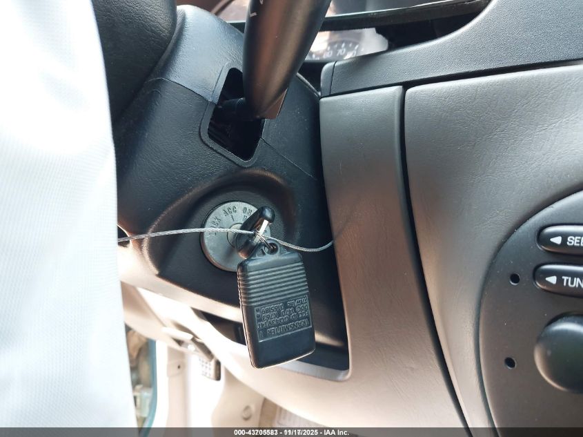 1997 Ford Escort Lx VIN: 1FALP13P4VW258961 Lot: 43705583