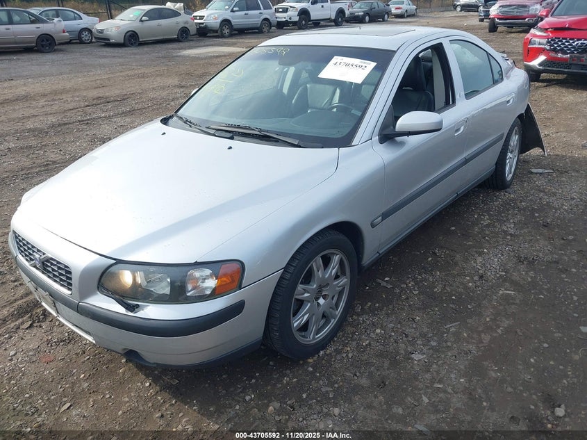 YV1RH59H942409026 2004 VOLVO S60 photo no. 2