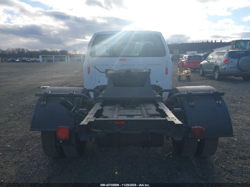 1999 Ford F-450 Lariat/Xl/Xlt VIN: 1FDXF46F2XEA89112 Lot: 43705596