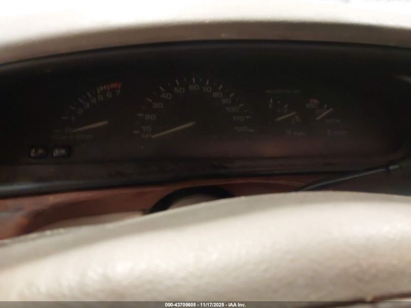 1998 Oldsmobile Eighty-Eight VIN: 1G3HN52KXW4833192 Lot: 43705605