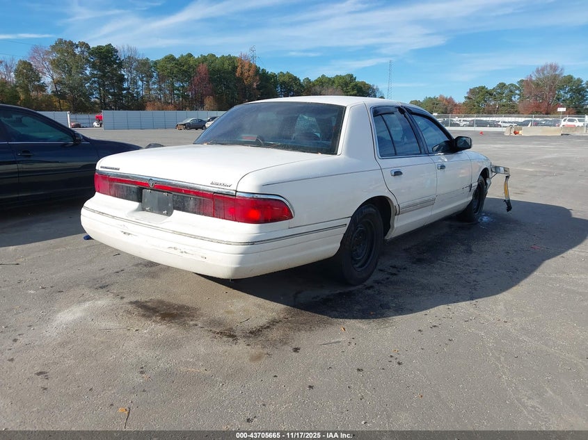 2MELM74W3VX702622 1997 MERCURY GRAND MARQUIS photo no. 4