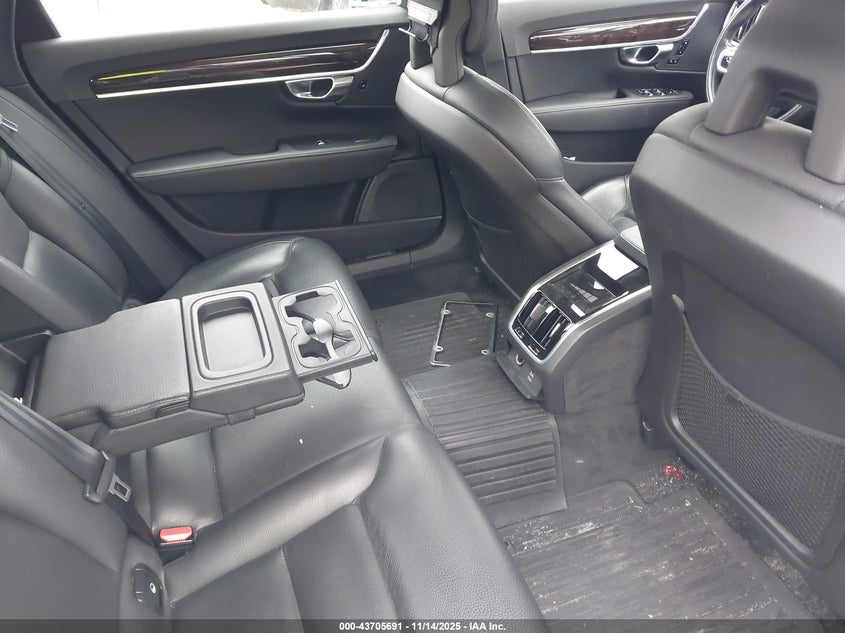LVY982MK5JP031138 2018 VOLVO S90 photo no. 8