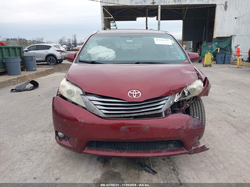 2015 Toyota Sienna Xle 8 Passenger VIN: 5TDYK3DC2FS551359 Lot: 43705731