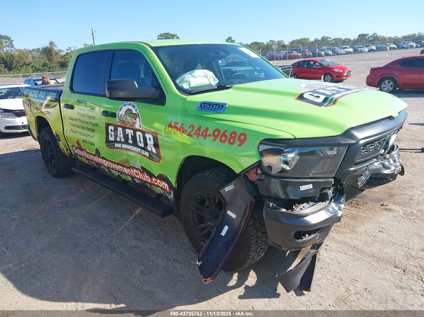 RAM 1500 TRADESMAN 4X4 5 7 BOX