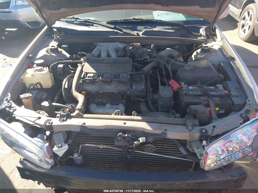 2000 Toyota Camry Le V6 VIN: 4T1BF22K6YU954785 Lot: 43705758