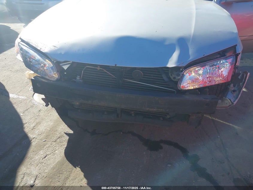 2000 Toyota Camry Le V6 VIN: 4T1BF22K6YU954785 Lot: 43705758