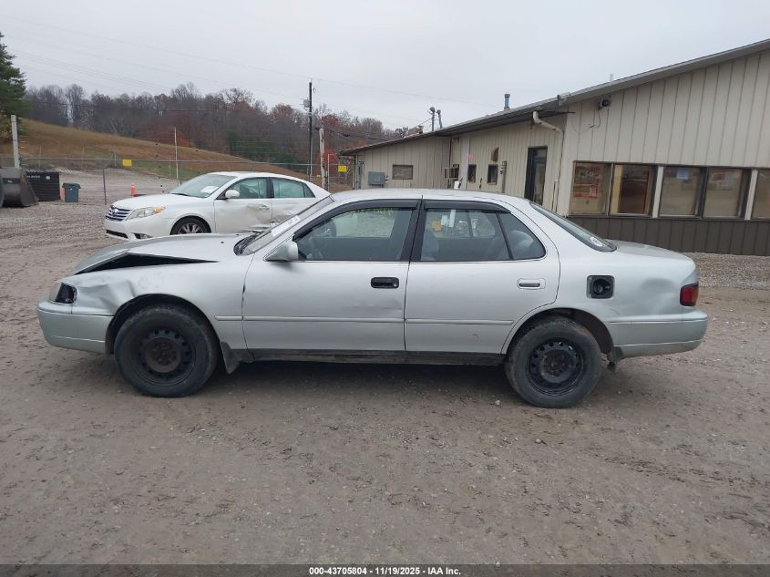 1996 Toyota Camry Le/Xle/Se VIN: 4T1BF12K2TU116241 Lot: 43705804