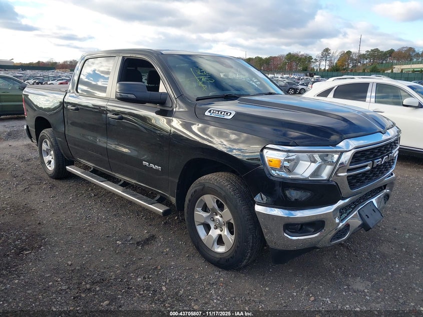 RAM 1500 BIG HORN 4X4 5 7 BOX