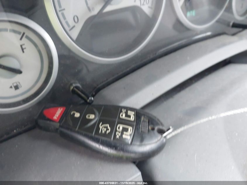 2008 Chrysler Town & Country Touring VIN: 2A8HR54P88R788517 Lot: 43705831