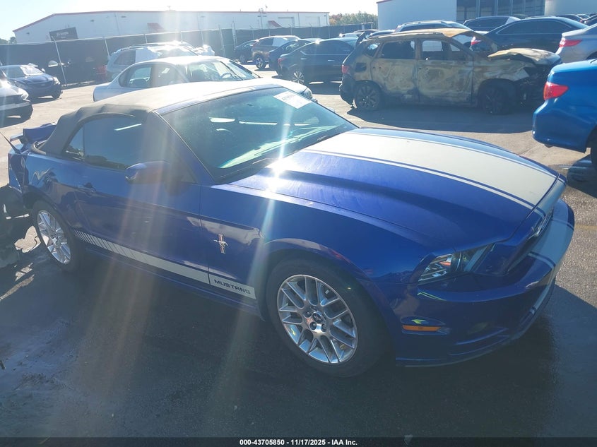 FORD MUSTANG V6 PREMIUM