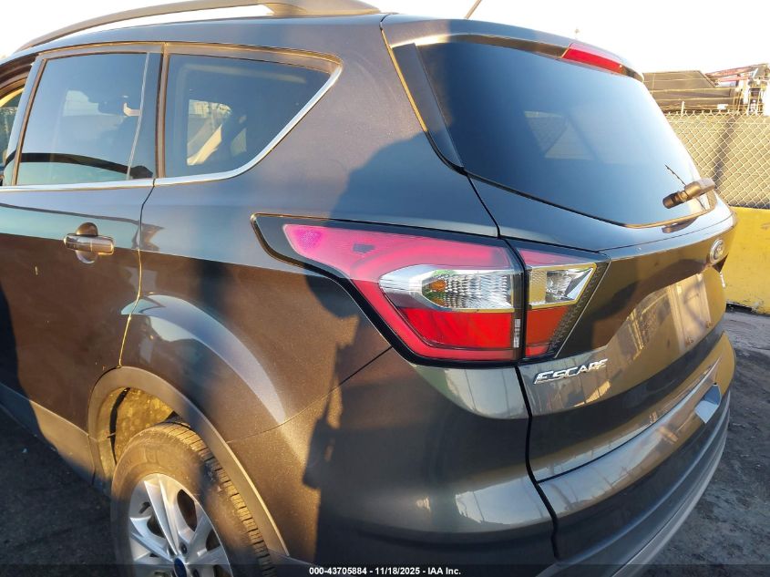 2017 Ford Escape Se VIN: 1FMCU0GDXHUE75679 Lot: 43705884
