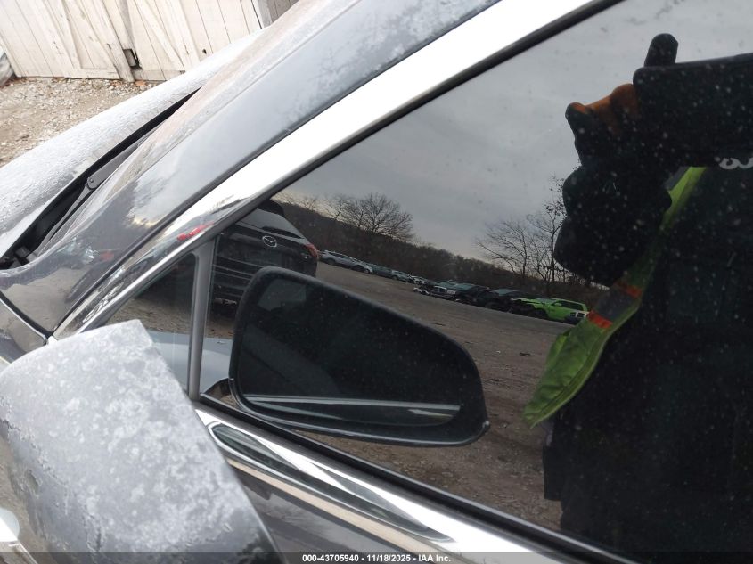 2019 Tesla Model S 100D/Long Range/P100D/Performance VIN: 5YJSA1E4XKF347721 Lot: 43705940