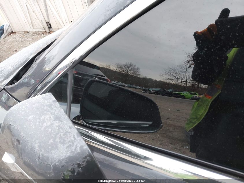 2019 Tesla Model S 100D/Long Range/P100D/Performance VIN: 5YJSA1E4XKF347721 Lot: 43705940