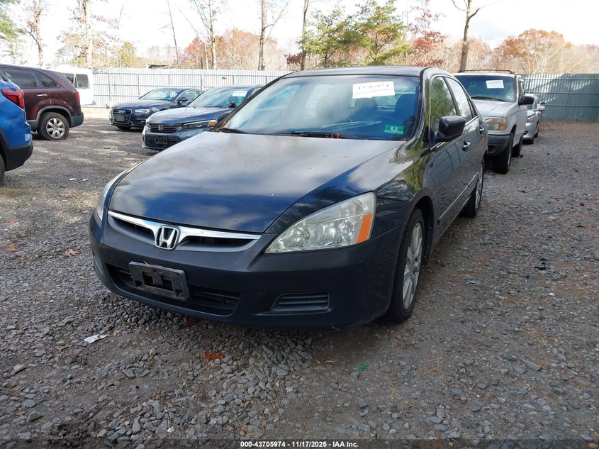 1HGCM66517A000263 2007 HONDA ACCORD photo no. 2