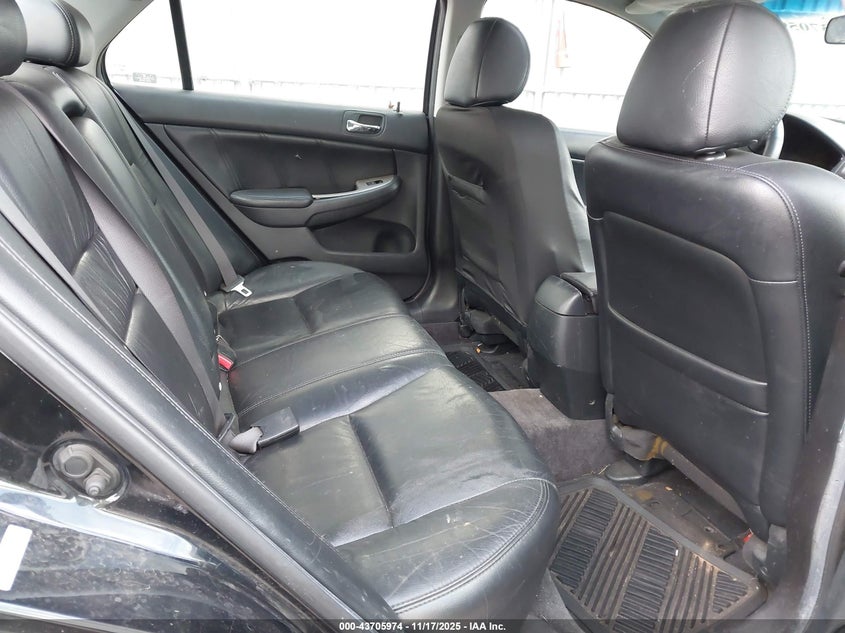 1HGCM66517A000263 2007 HONDA ACCORD photo no. 8