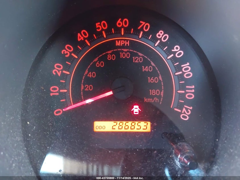 2008 Toyota Sequoia Sr5 5.7L V8 VIN: 5TDZY64AX8S001350 Lot: 43705980