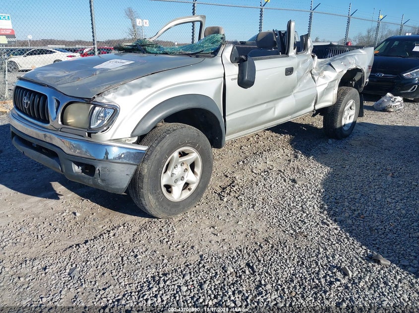 2004 Toyota Tacoma Base V6