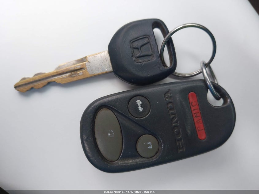 000JHLRD187018851 2001 HONDA CR-V photo no. 11