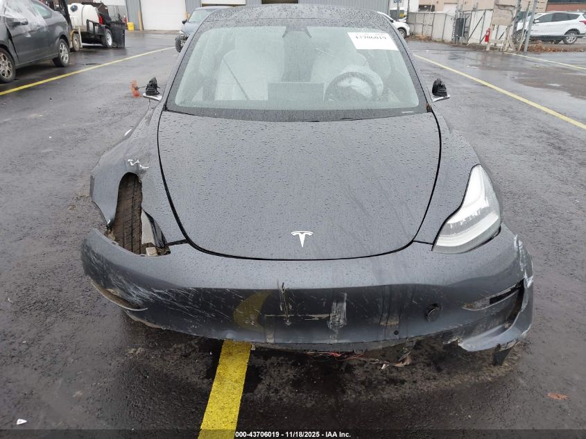 2019 Tesla Model 3 Long Range/Performance VIN: 5YJ3E1EB1KF195724 Lot: 43706019