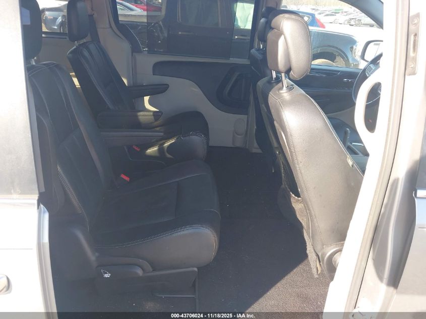 2015 Chrysler Town & Country Touring VIN: 2C4RC1BG5FR754038 Lot: 43706024