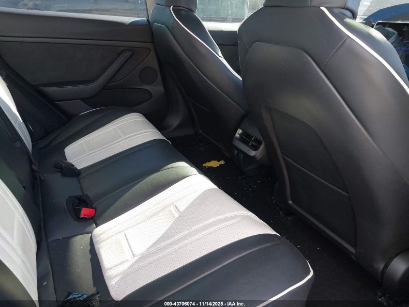 2022 Tesla Model 3 Rear-Wheel Drive VIN: 5YJ3E1EA8NF189639 Lot: 43706074