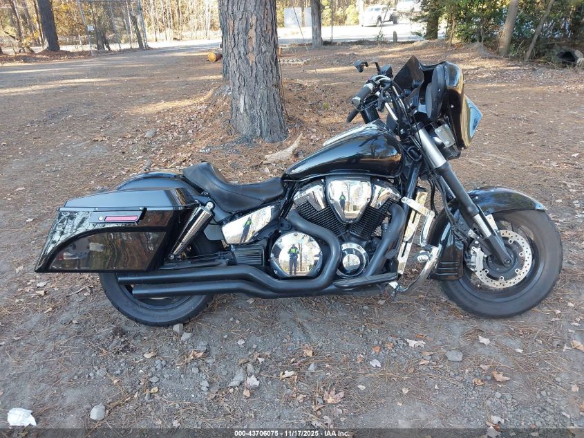 2002 Honda Vtx1800 R VIN: 1HFSC49042A004596 Lot: 43706075